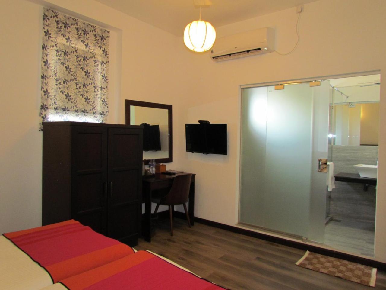 Kmc Villa Dehiwala-Mount Lavinia Bagian luar foto